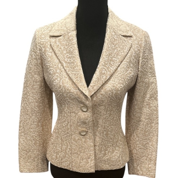 Ann Taylor Ivory/Champagne‎ Jacquard Blazer in excellent condition, size 4P. - Picture 1 of 8